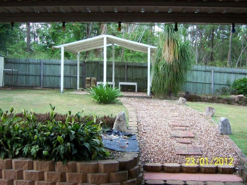 11 Windsong Court, Hillcrest QLD 4118