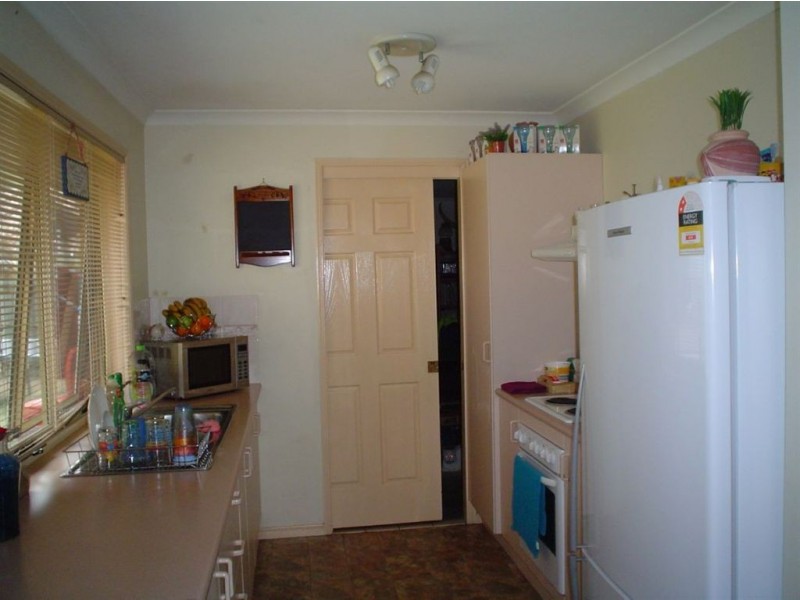 18 Isaac Court, Hillcrest QLD 4118