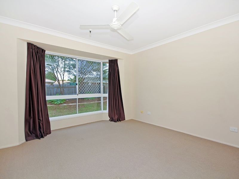 5 Parkside Drive, Crestmead QLD 4132