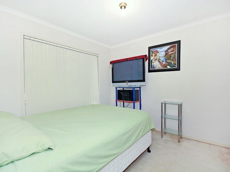 35 Newbury Place, Carindale QLD 4152