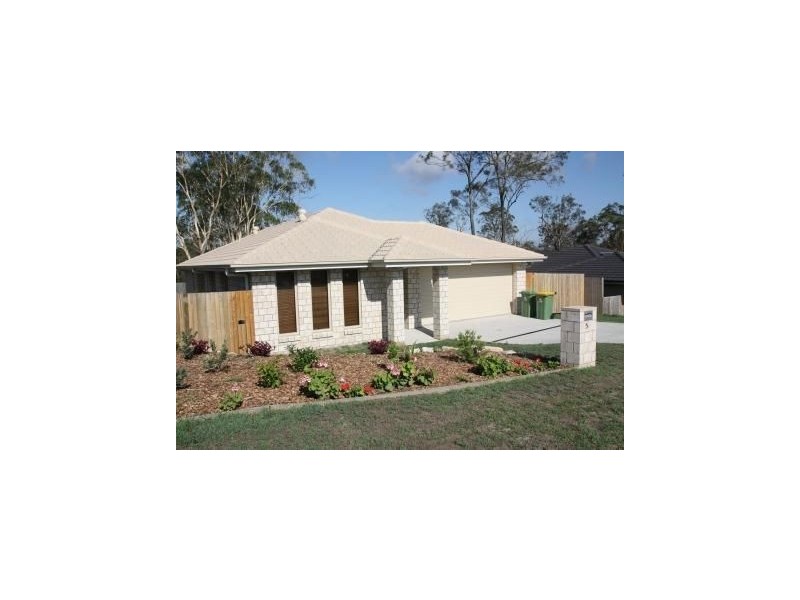 5 Brendan-Thorne Place, Marsden QLD 4132