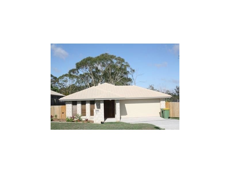 5 Brendan-Thorne Place, Marsden QLD 4132