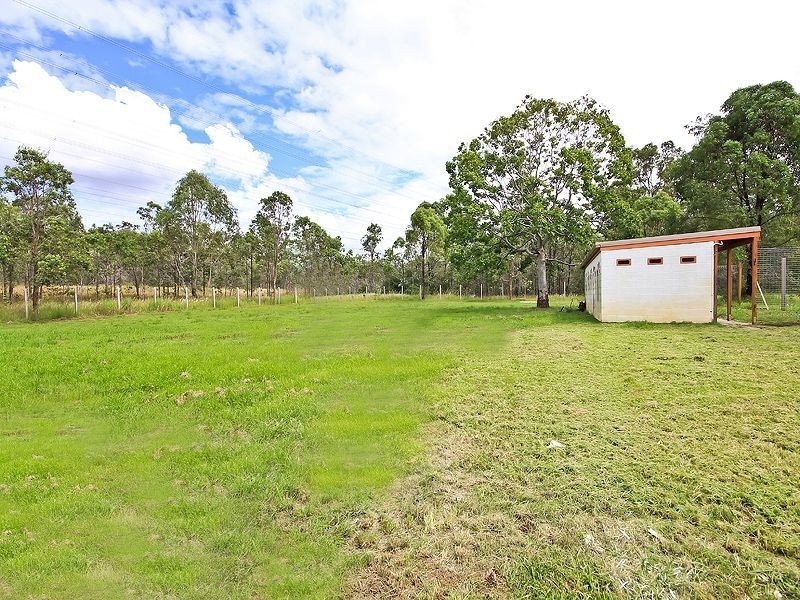 27-29 Pardalote Court, Greenbank QLD 4124