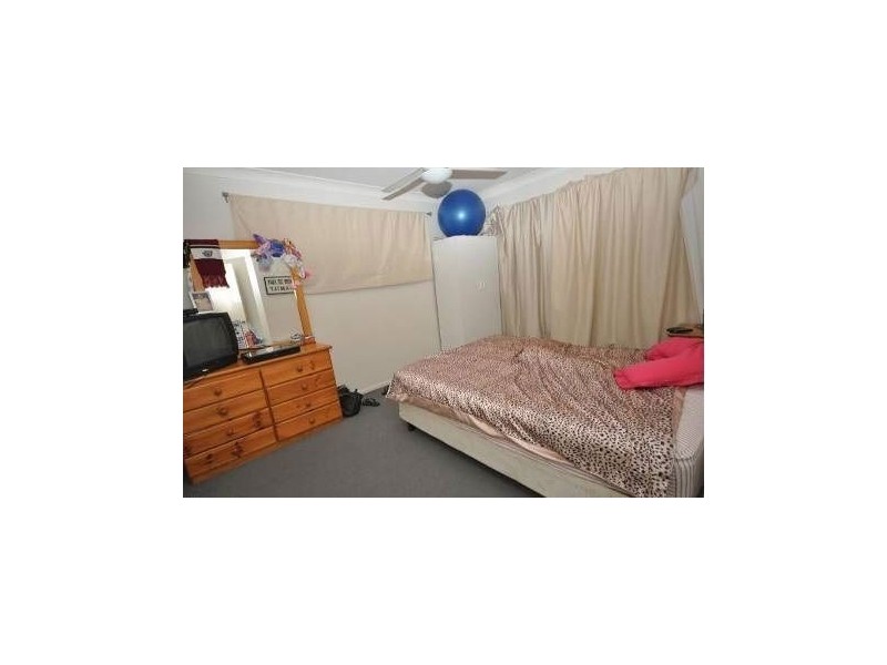 9 Chams Street, Marsden QLD 4132