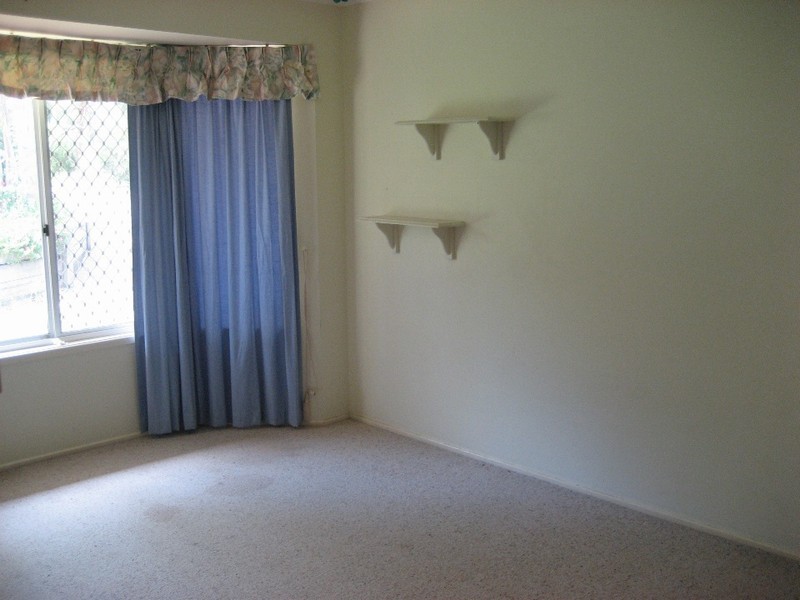 10-12 Holyrood Ct, Munruben QLD 4125