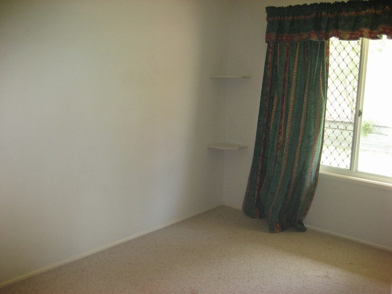 10-12 Holyrood Ct, Munruben QLD 4125