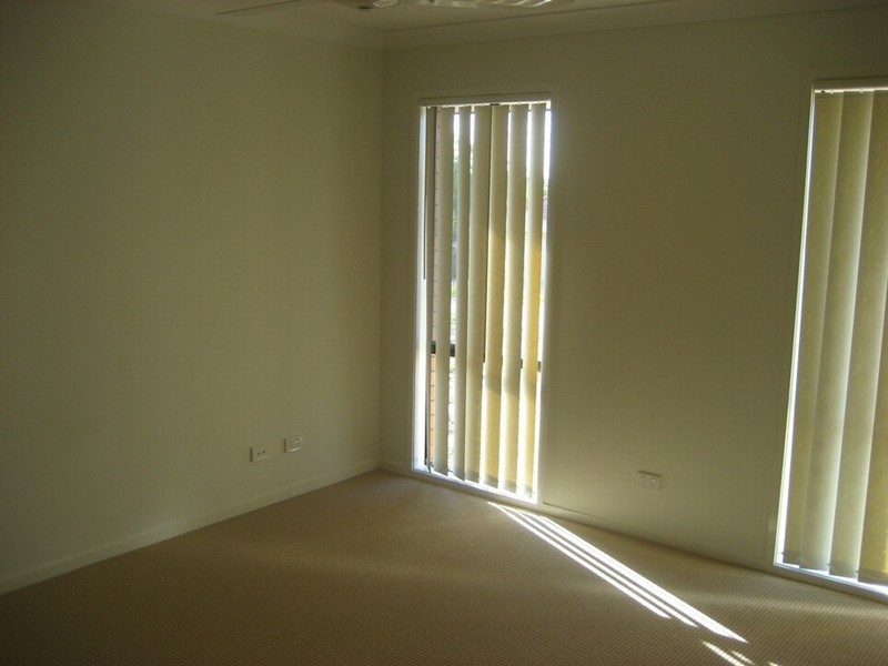 18 Robur Street, Marsden QLD 4132