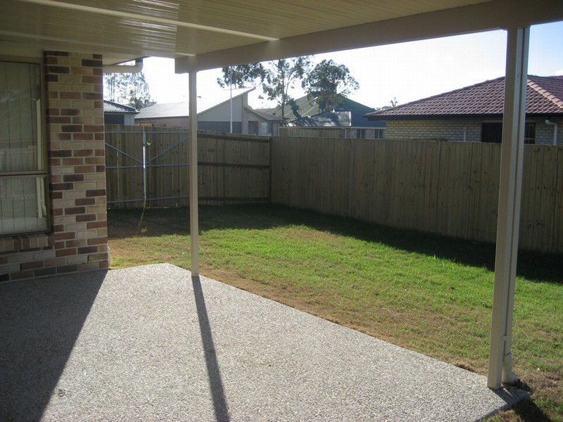 12 Crescendo Pl, Crestmead QLD 4132