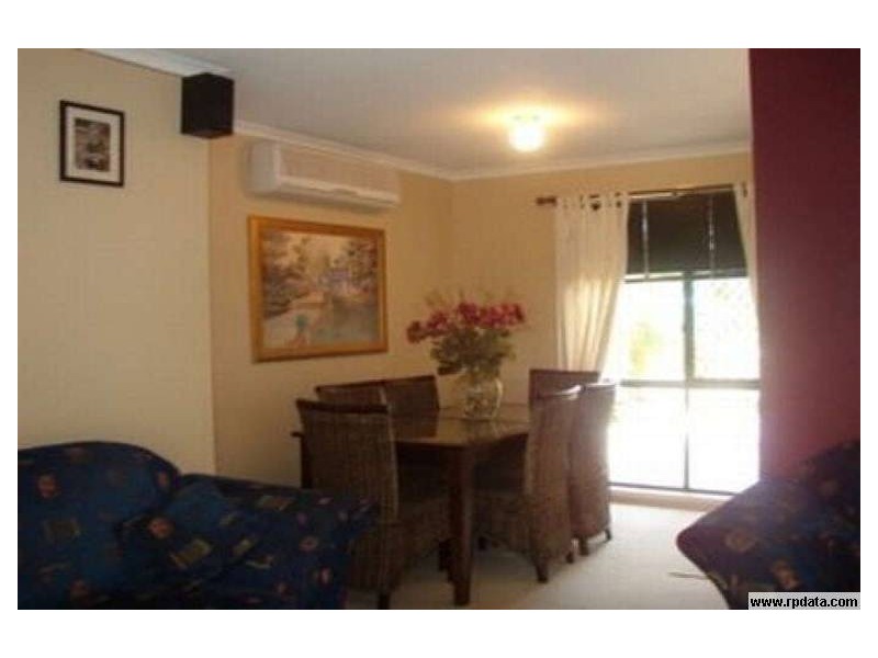 120 Emerald Dr, Regents Park QLD 4118