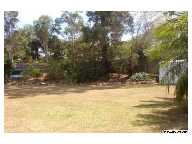 120 Emerald Dr, Regents Park QLD 4118