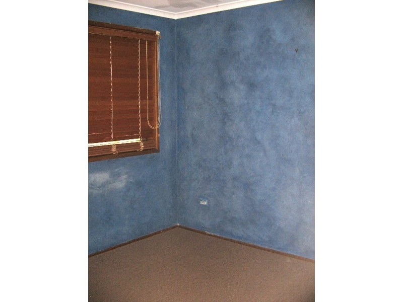 37 Dracon St, Regents Park QLD 4118