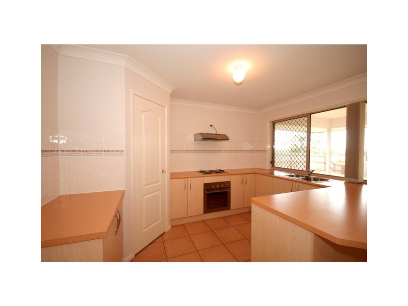 18 Gordonia Dr, Regents Park QLD 4118