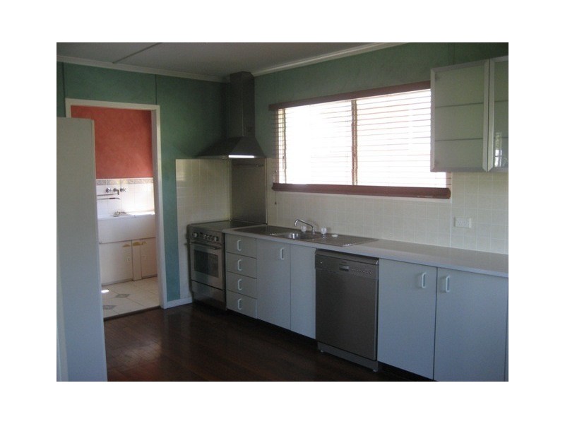14 Plunkett St, Woodridge QLD 4114
