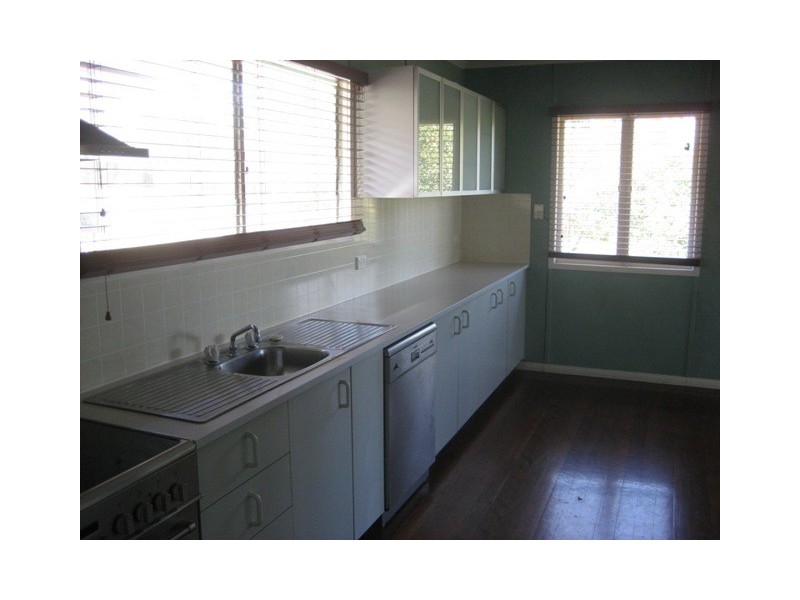 14 Plunkett St, Woodridge QLD 4114