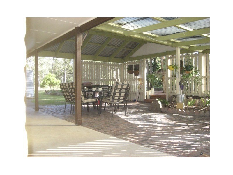 329 Lance Rd, North Maclean QLD 4280
