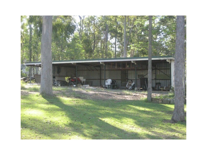 329 Lance Rd, North Maclean QLD 4280