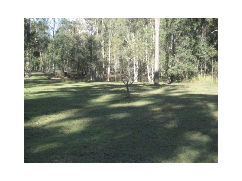 329 Lance Rd, North Maclean QLD 4280