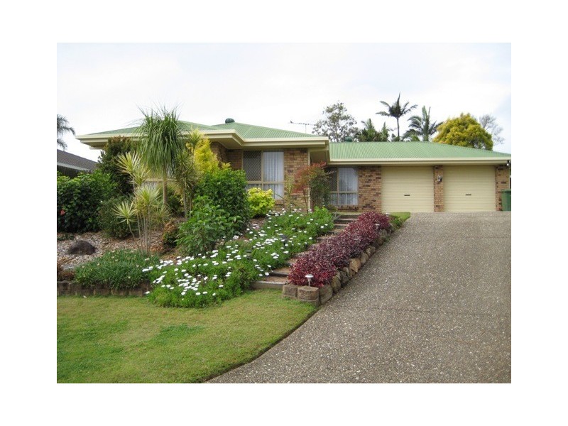 16 Learmonth Ct, Hillcrest QLD 4118