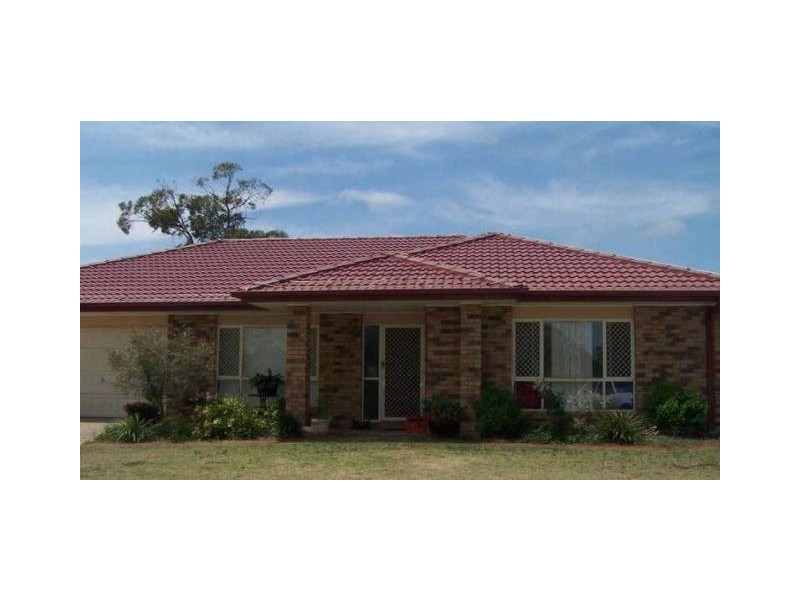 71 Grove Rd, Edens Landing QLD 4207