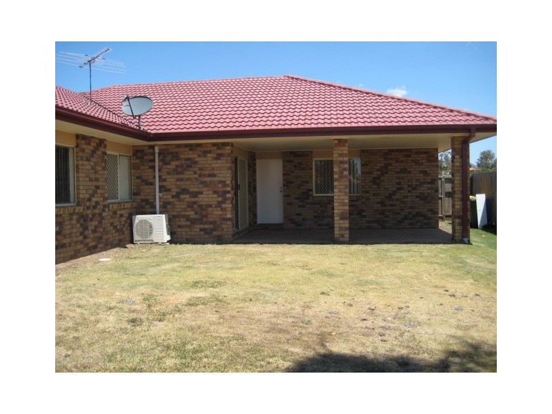 71 Grove Rd, Edens Landing QLD 4207