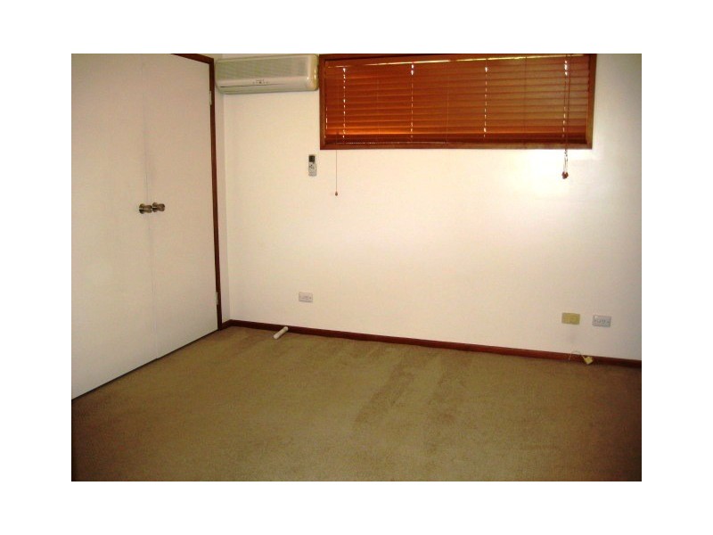 46 Peverell Street, Hillcrest QLD 4118