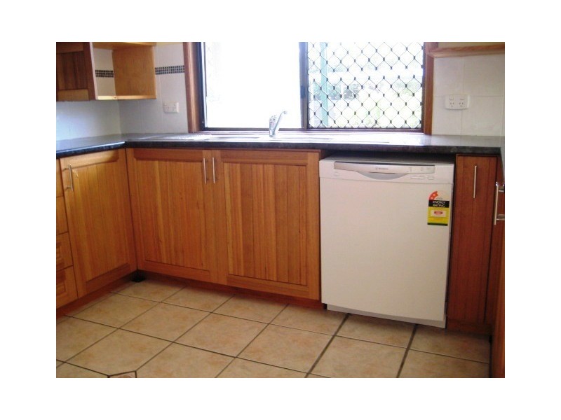 46 Peverell Street, Hillcrest QLD 4118