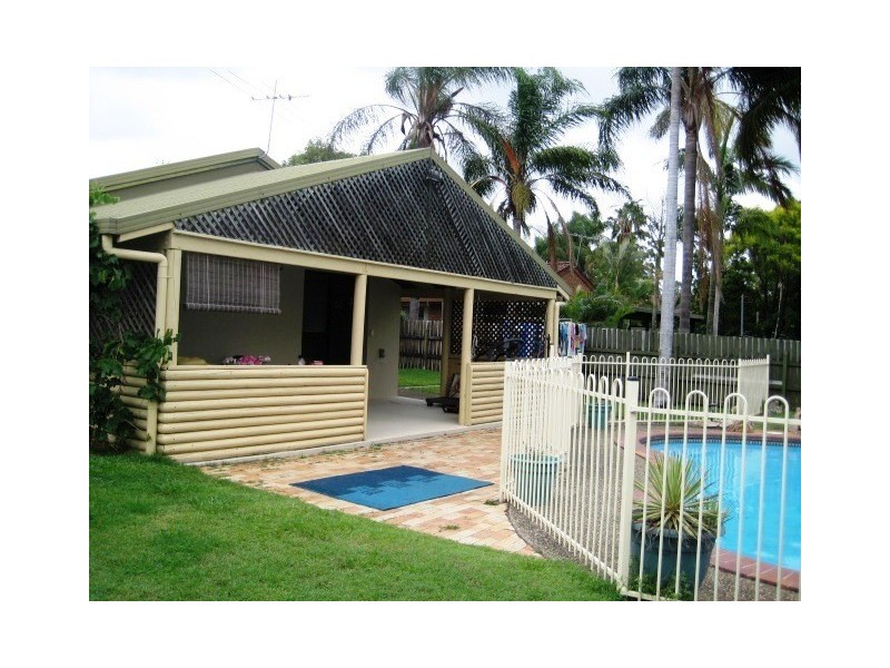 24 Antlia, Regents Park QLD 4118