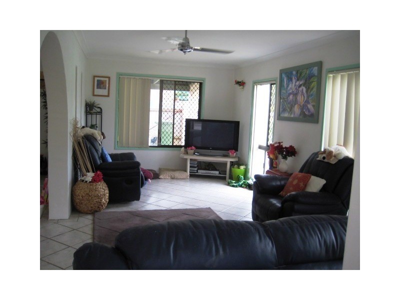 24 Antlia, Regents Park QLD 4118