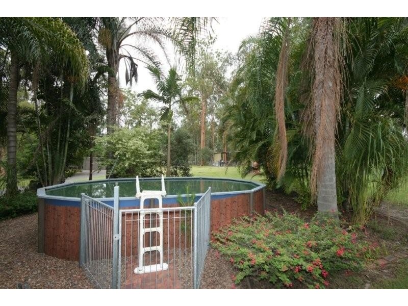 11 Jacaranda Ave, Boronia Heights QLD 4124