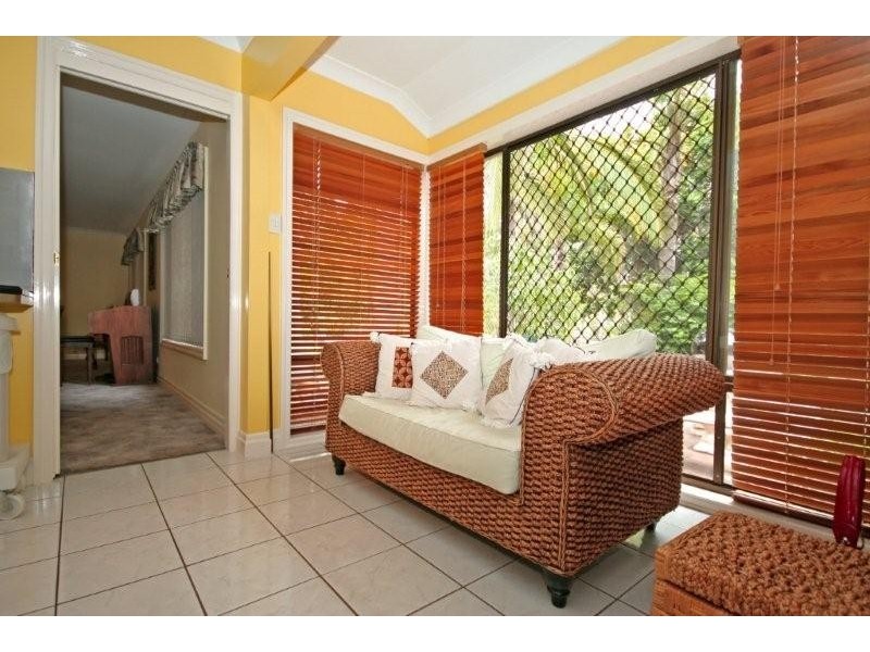 11 Jacaranda Ave, Boronia Heights QLD 4124