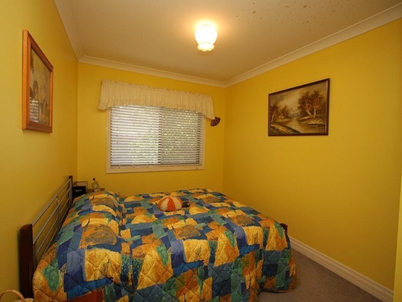 11 Jacaranda Ave, Boronia Heights QLD 4124