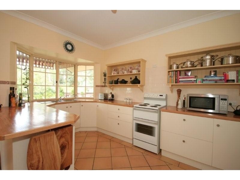 11 Merluna Road, Park Ridge South QLD 4125