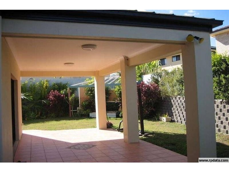 45 White Cedar Crescent, Stretton QLD 4116
