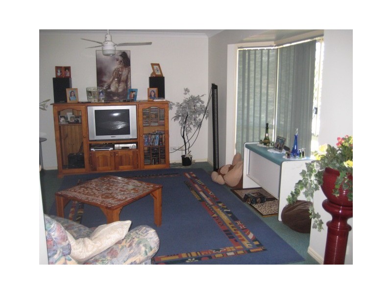 16 Cherry Tree Place, Waterford QLD 4133