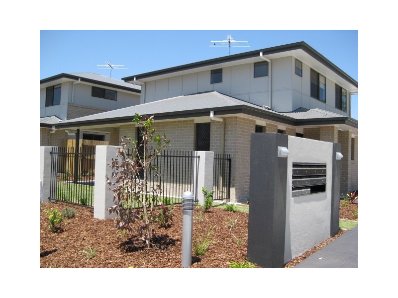 2/49 Ariel Street, Kingston QLD 4114