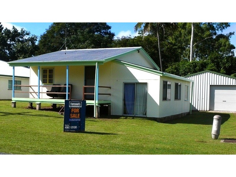 9 Milkins Street, Ball Bay QLD 4741