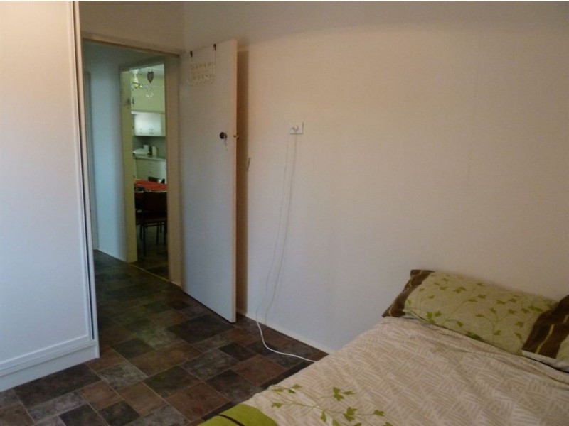 9 Milkins Street, Ball Bay QLD 4741