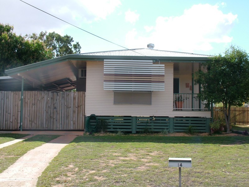 35 Chifley Court, Moranbah QLD 4744