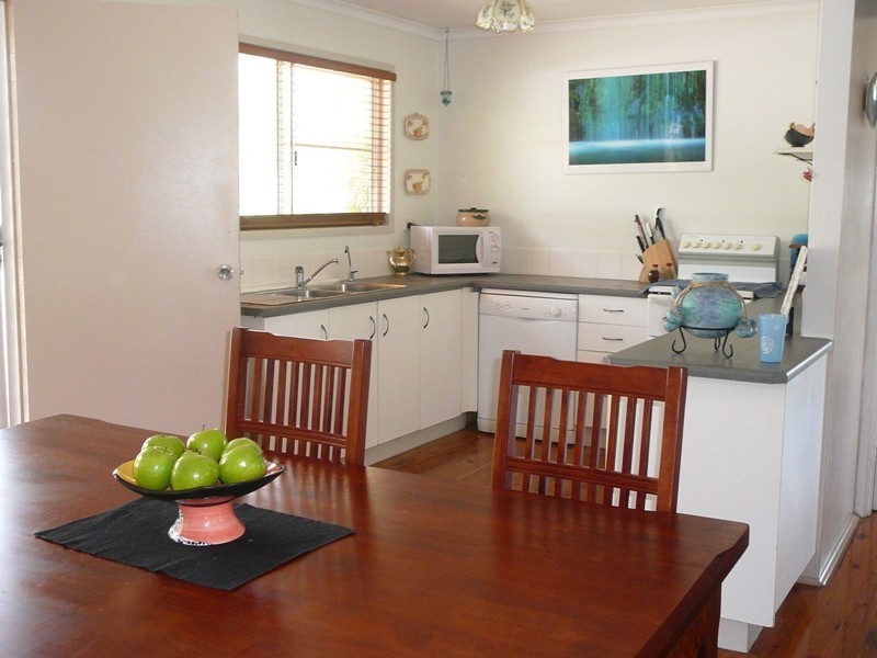 36 McGills Road, Mackay QLD 4740