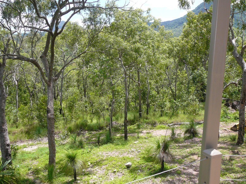 36 McGills Road, Mackay QLD 4740