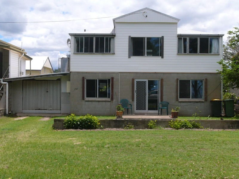 26 Poinciana Avenue, Seaforth QLD 4741