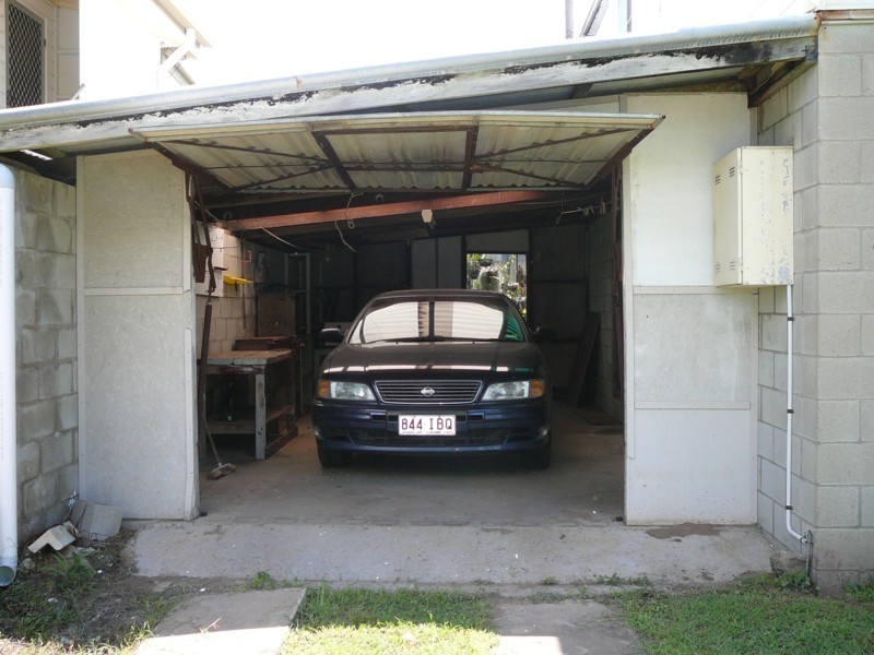 26 Poinciana Avenue, Seaforth QLD 4741