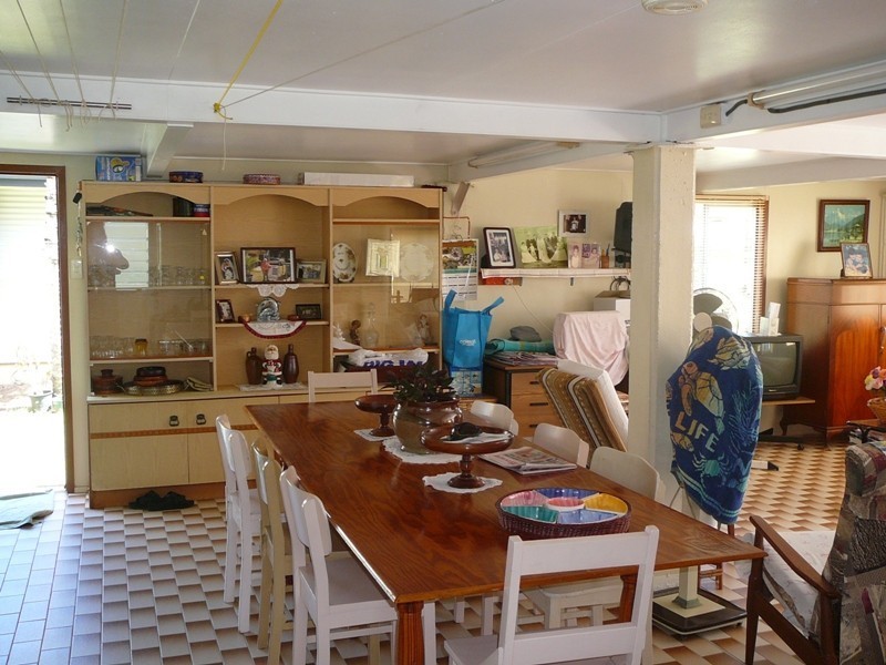 11 Redcliffe Avenue, Seaforth QLD 4741