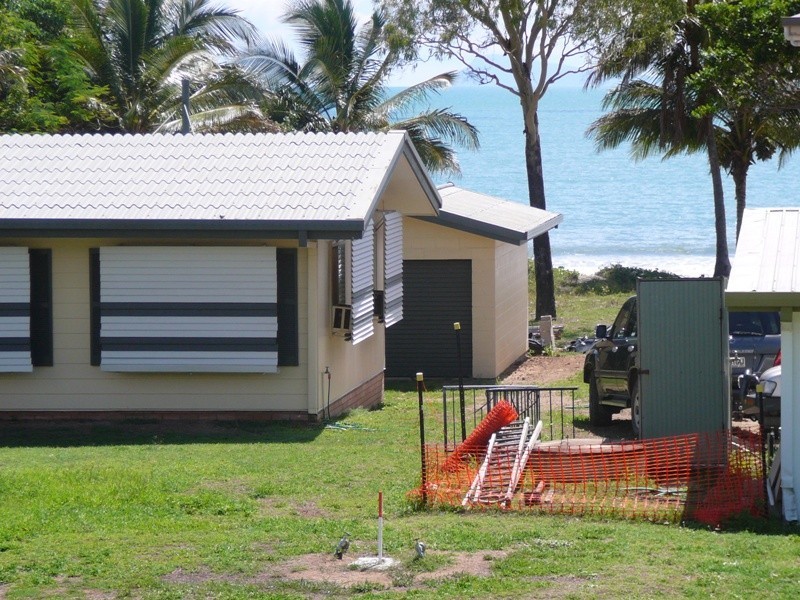 11 Redcliffe Avenue, Seaforth QLD 4741