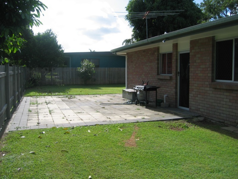 3 Leeuwin Court, Andergrove QLD 4740