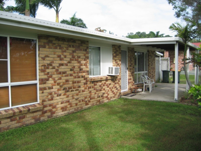 8 Melanie Street, Eimeo QLD 4740