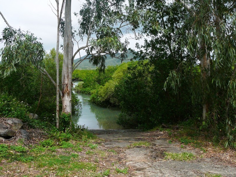 12 Evans Avenue, Mackay QLD 4740