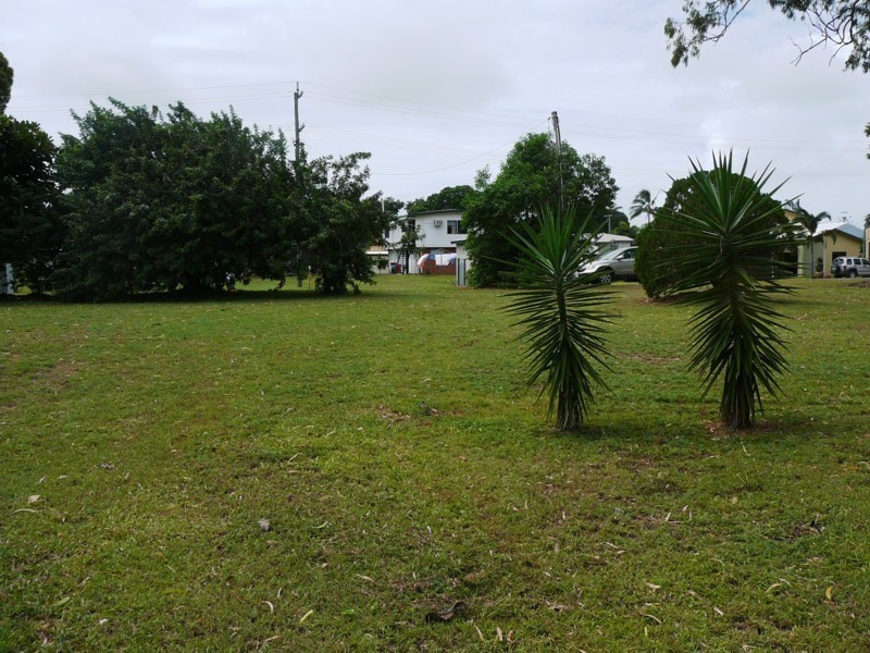 12 Evans Avenue, Mackay QLD 4740