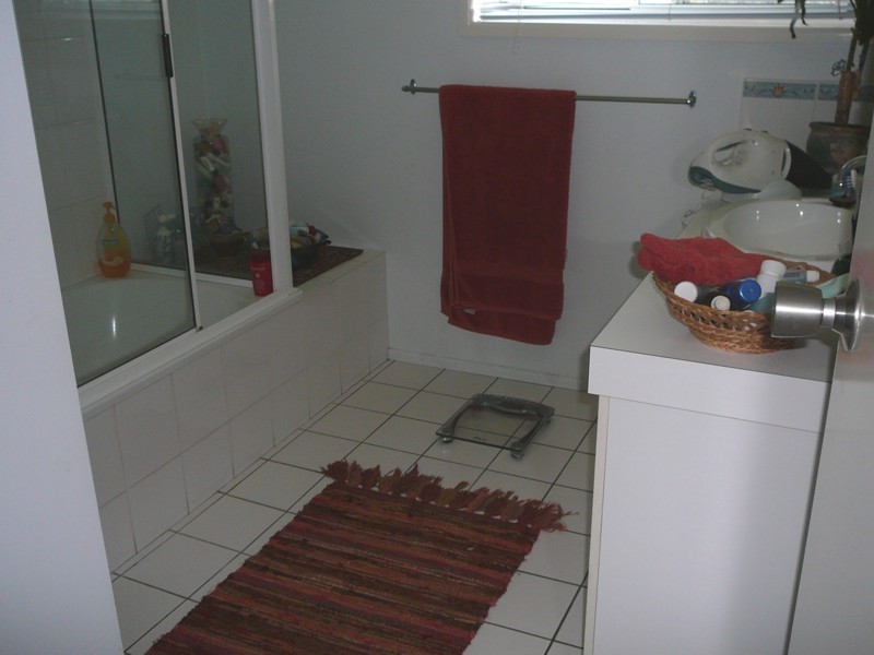 14 Bridge Road, East Mackay QLD 4740
