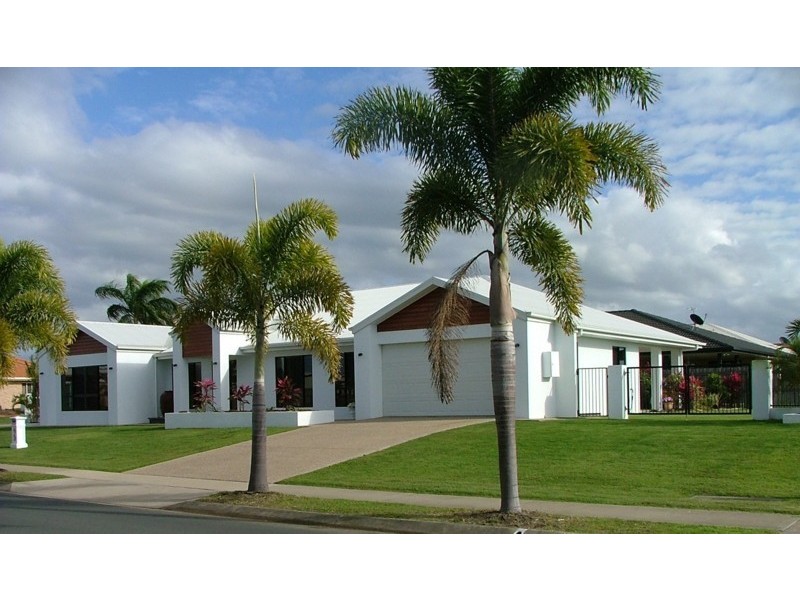 48 Vassallo Drive, Glenella QLD 4740